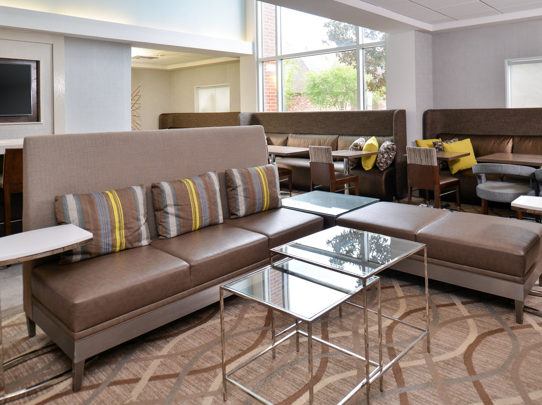 Holiday Inn Express & Suites Lafayette by IHG主图