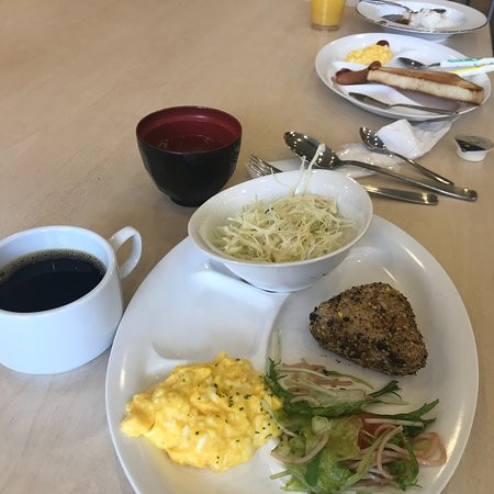 Fine Days Hotel主图