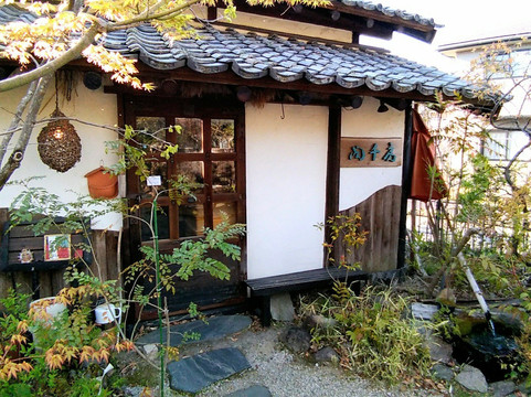 Tosembo-长与町必去景点