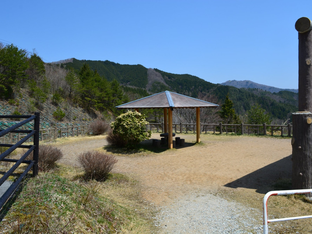 下伊那郡旅游景点-Yamanami Hiroba