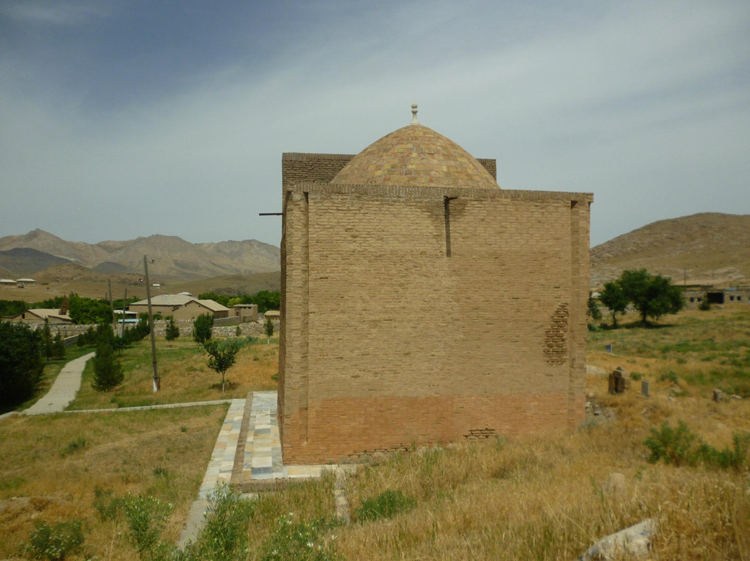 Arab-Ata Mausoleum-Tim必去景点