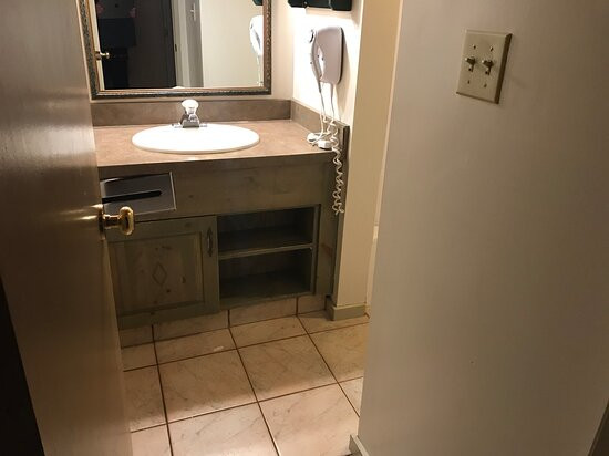 花旗松小屋度假酒店主图