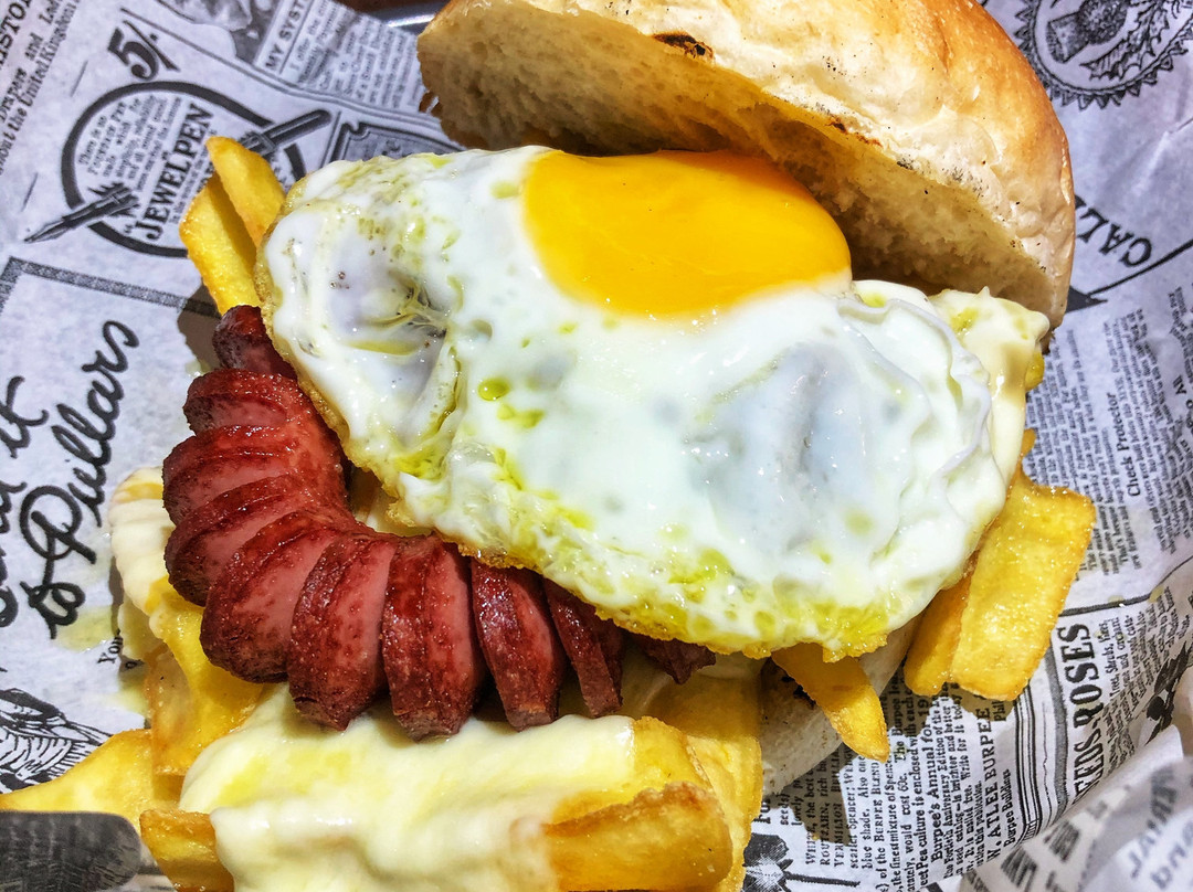 Mabena Burgheria Gourmet