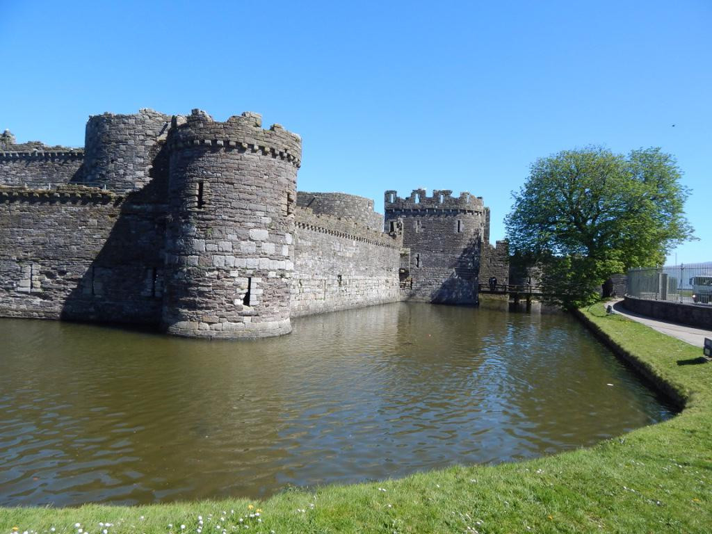 Beaumaris Castle景点图片