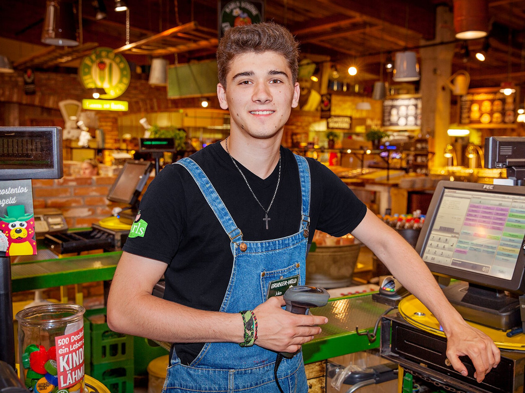 Zirkow餐馆和美食-Karls Erlebnis