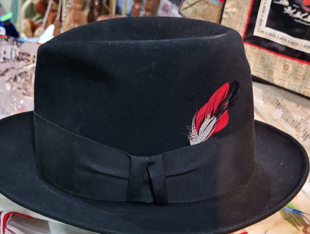 Chymoons Vintage and Antiques-盖维斯顿必去景点