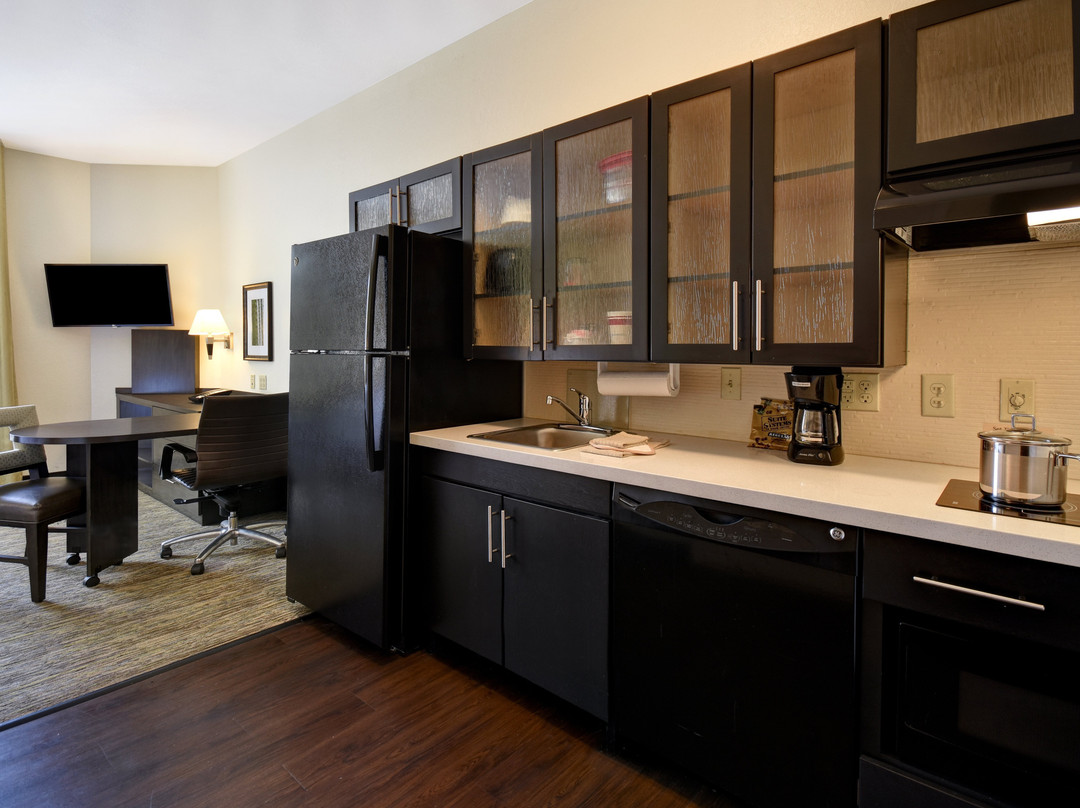 Candlewood Suites St. Clairsville-Wheeling Area by IHG主图