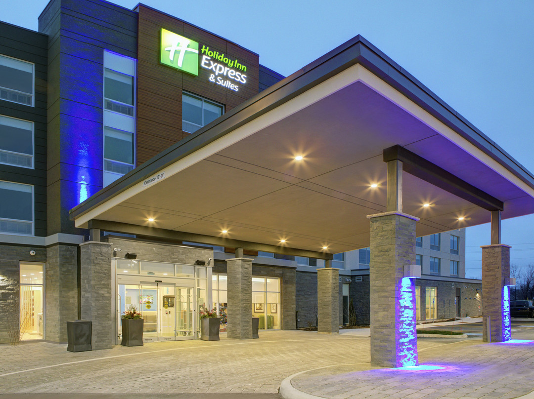 Holiday Inn Express & Suites Collingwood By IHG主图