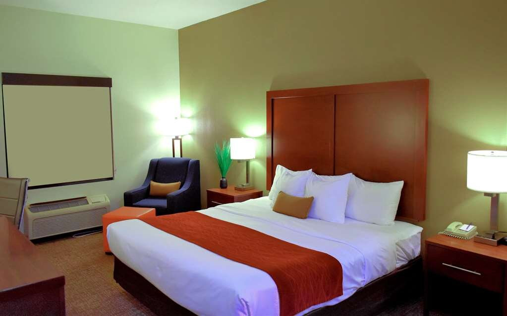 Comfort Inn & Suites主图