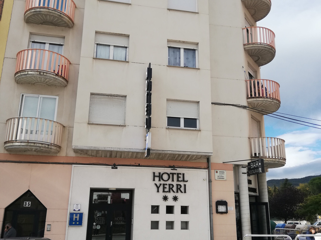 Hotel Yerri主图