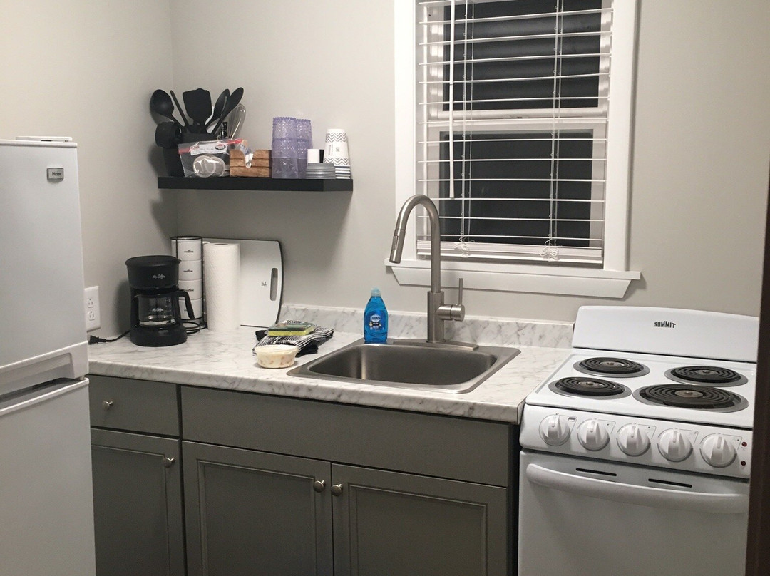 Shamrock Inn at the Adirondacks主图