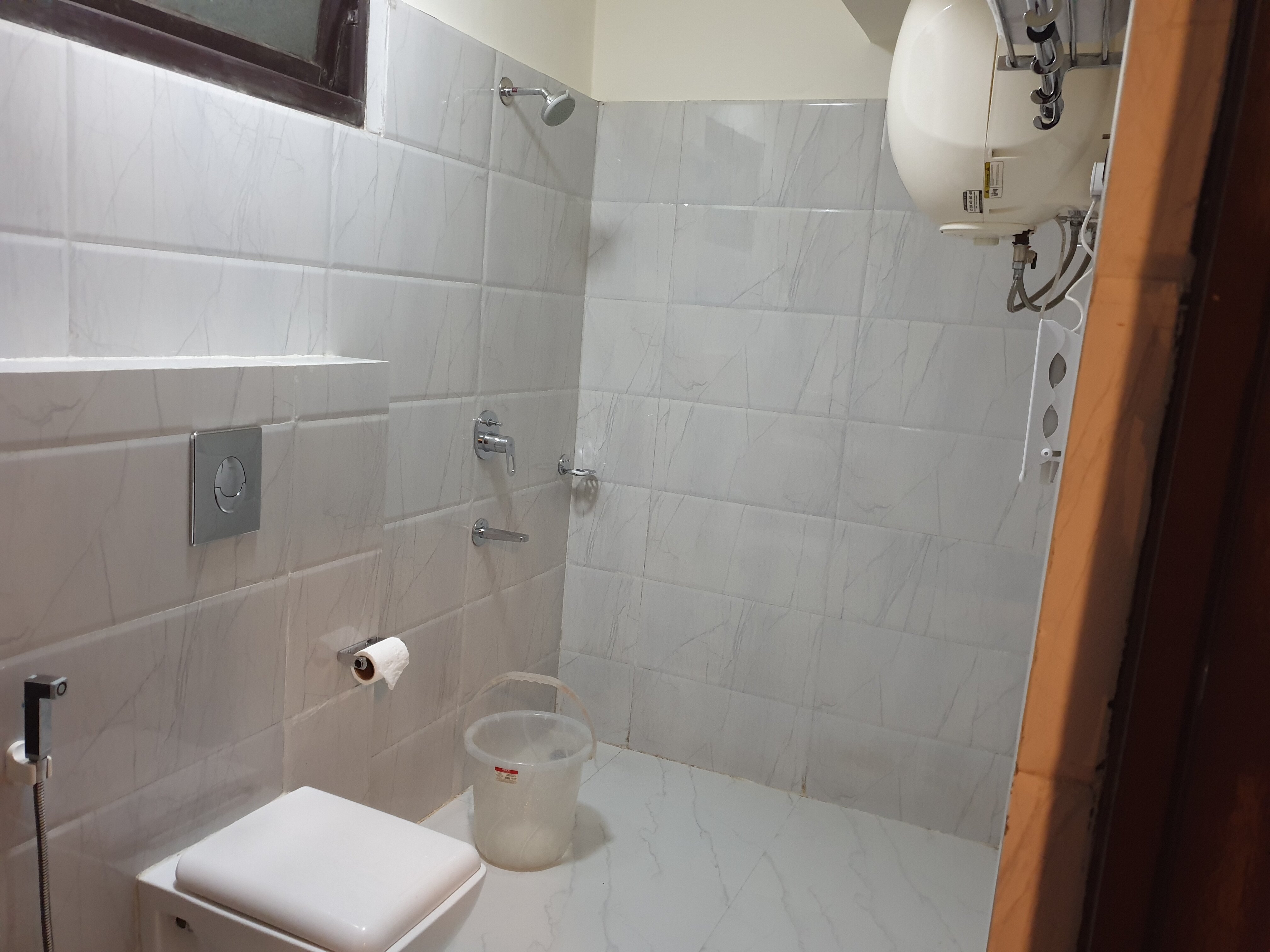 Udaan Woodberry Hotel And Spa-浴室