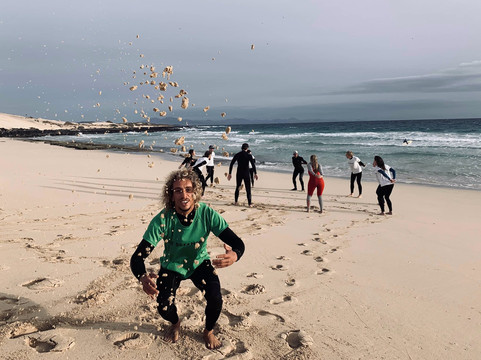 Dream Wave Surf School-科拉雷侯必去景点