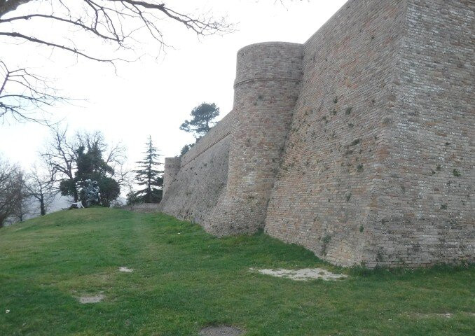 Fortezza Albornoz景点图片