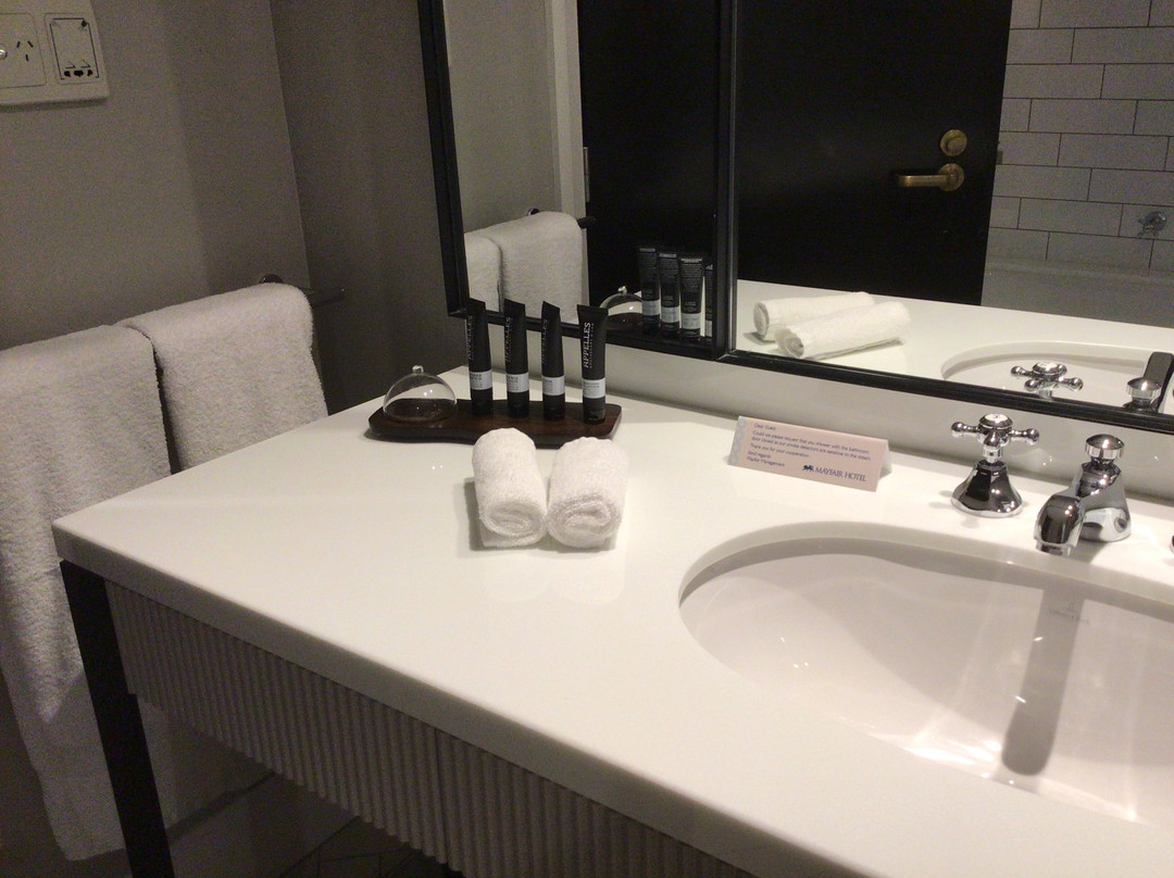 梅费尔酒店主图