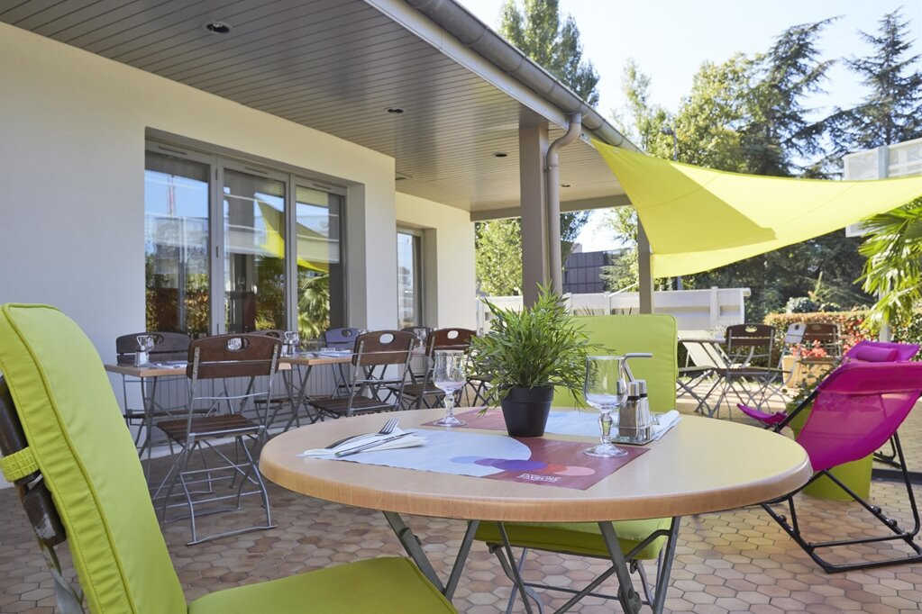 Campanile Lyon Sud Feyzin主图