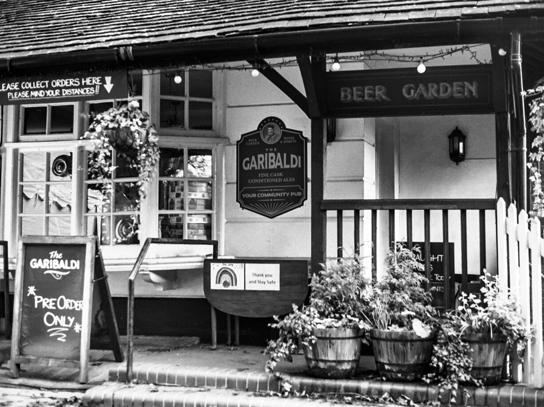 The Garibaldi Community Pub景点图片