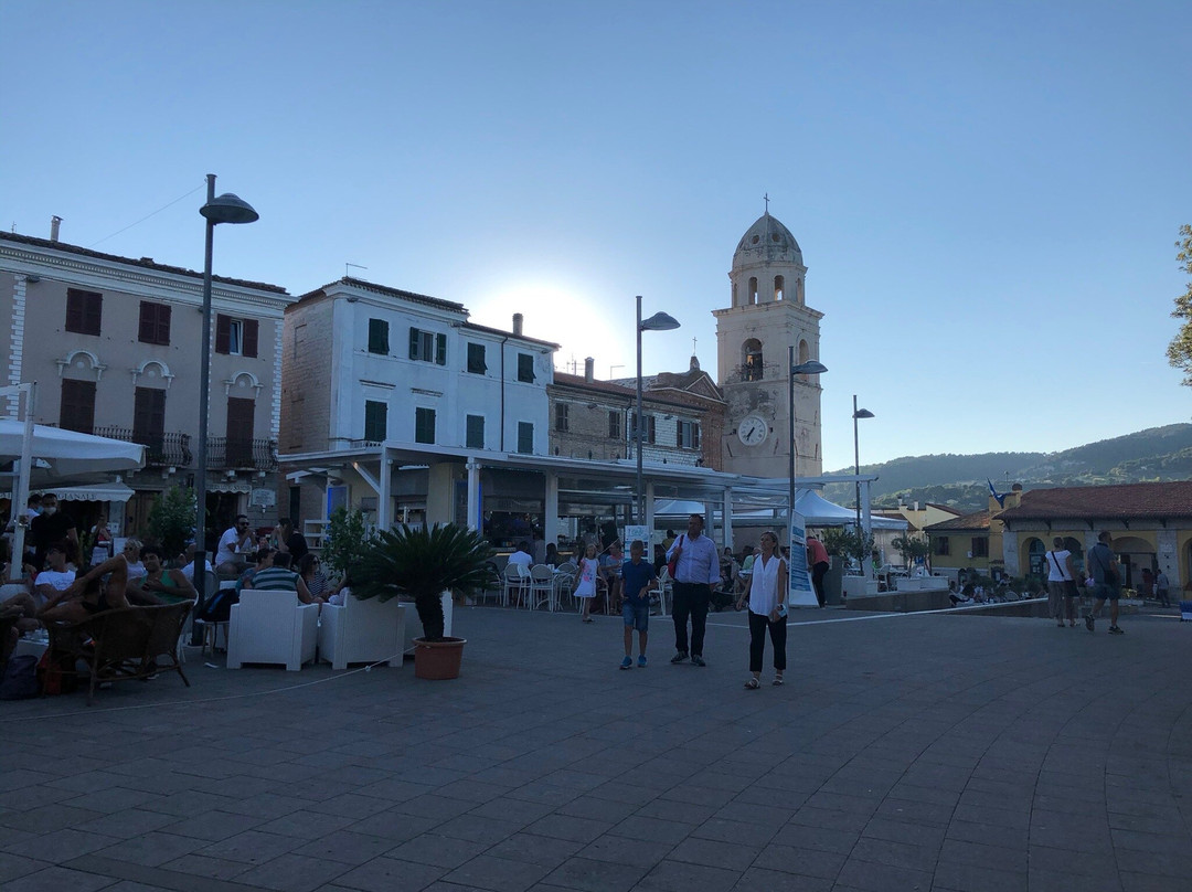 Terrazze del Conero-Sirolo必去景点