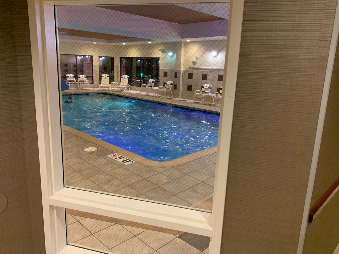 Courtyard by Marriott Madison East主图