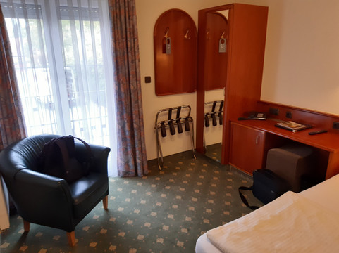 古登斯范斯TOP酒店主图