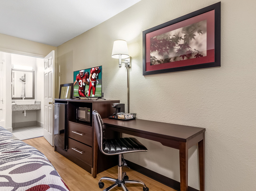 Red Roof Inn Scottsburg主图