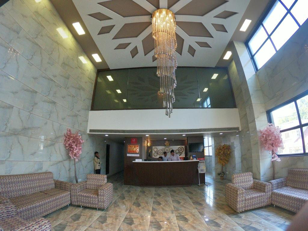 Pride Biznotel, Maison Anand主图