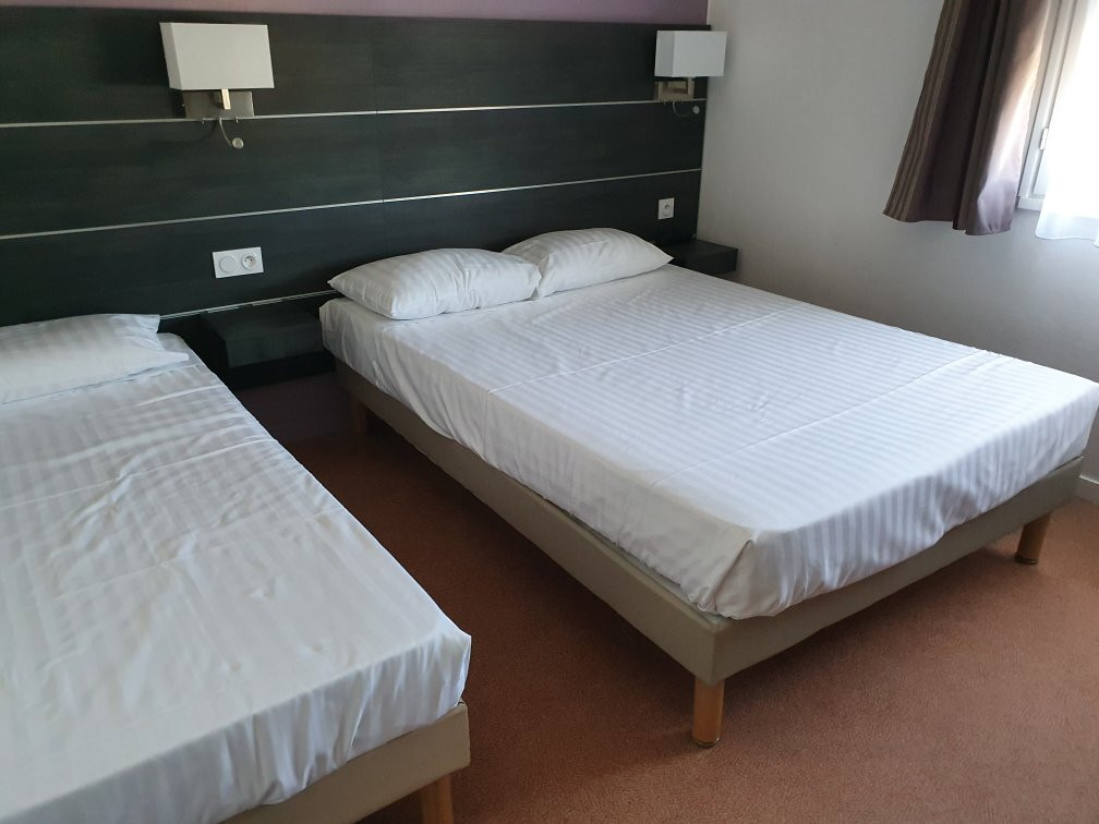 查特佩酒店主图