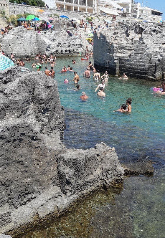 Lido La Piscina-Marina Serra必去景点