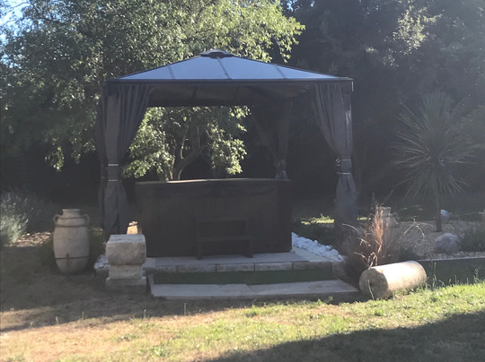 Le Clos Des Cyprès B&B主图