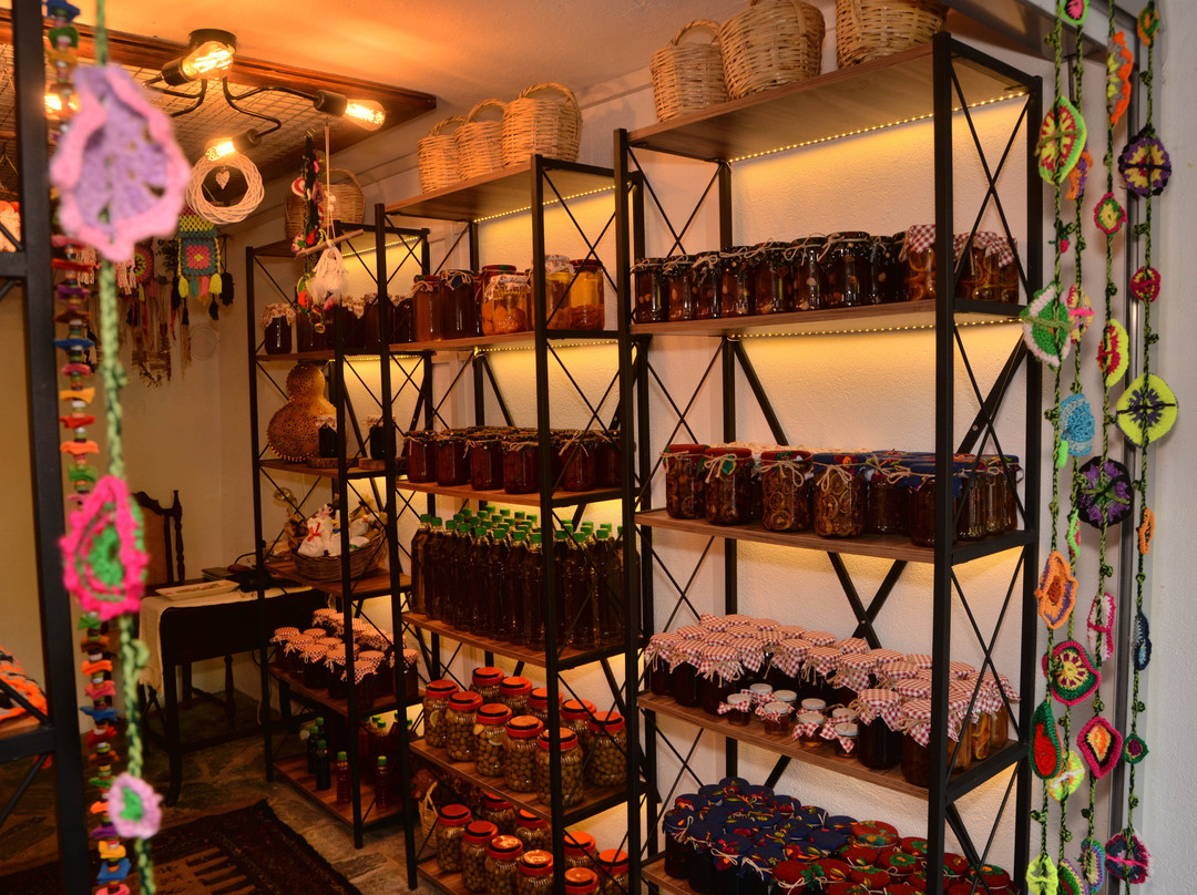 瑟兰尼克膳食公寓酒店主图