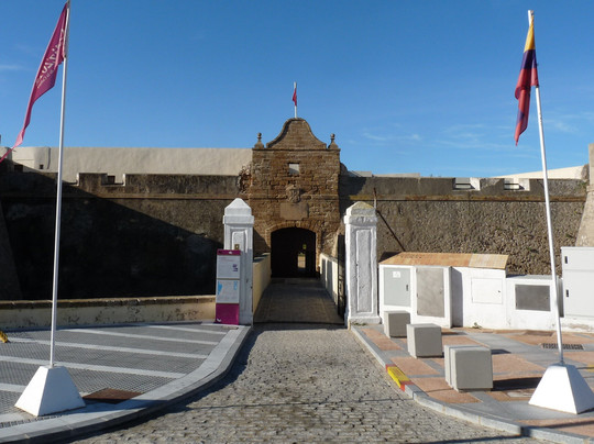 TAPECA-加的斯市必去景点