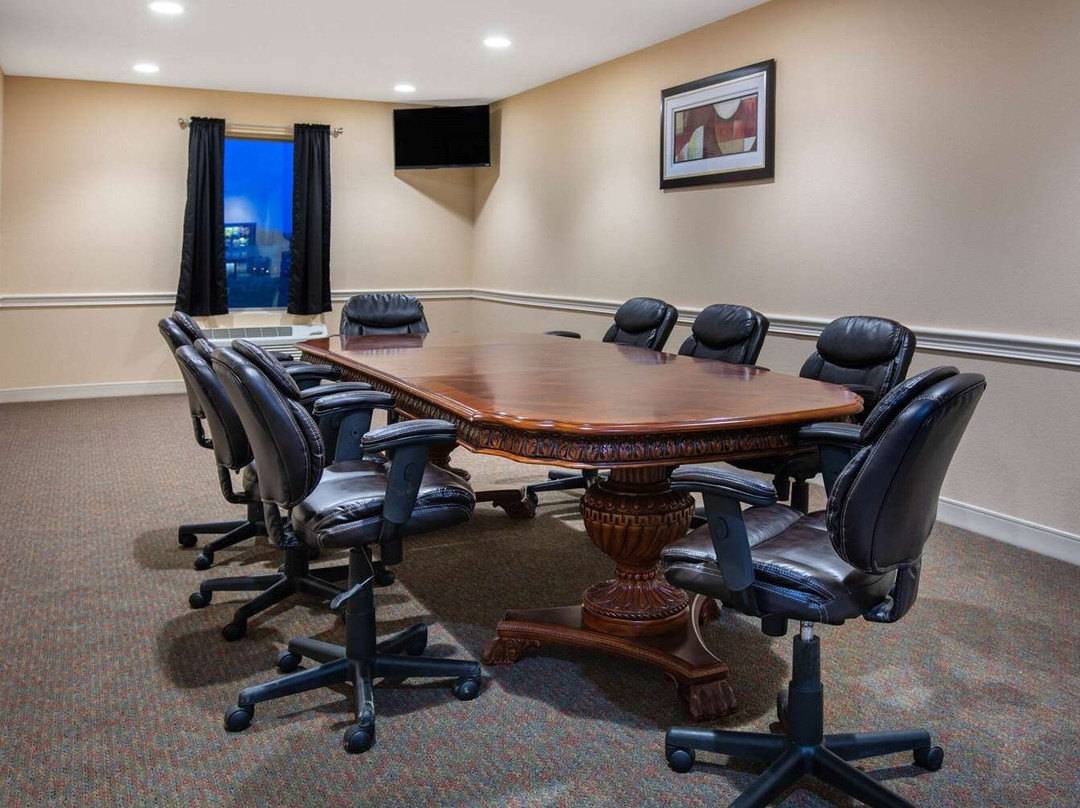 Days Inn & Suites by Wyndham Florence/Jackson Area主图