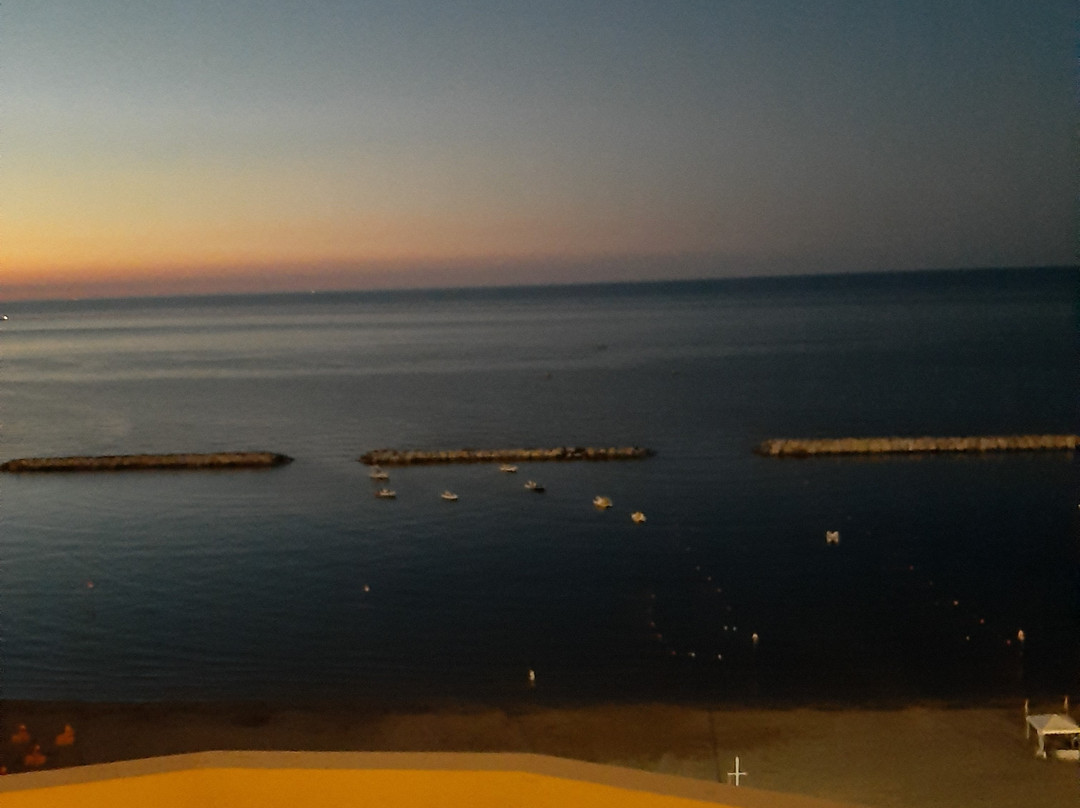 索希先生酒店主图