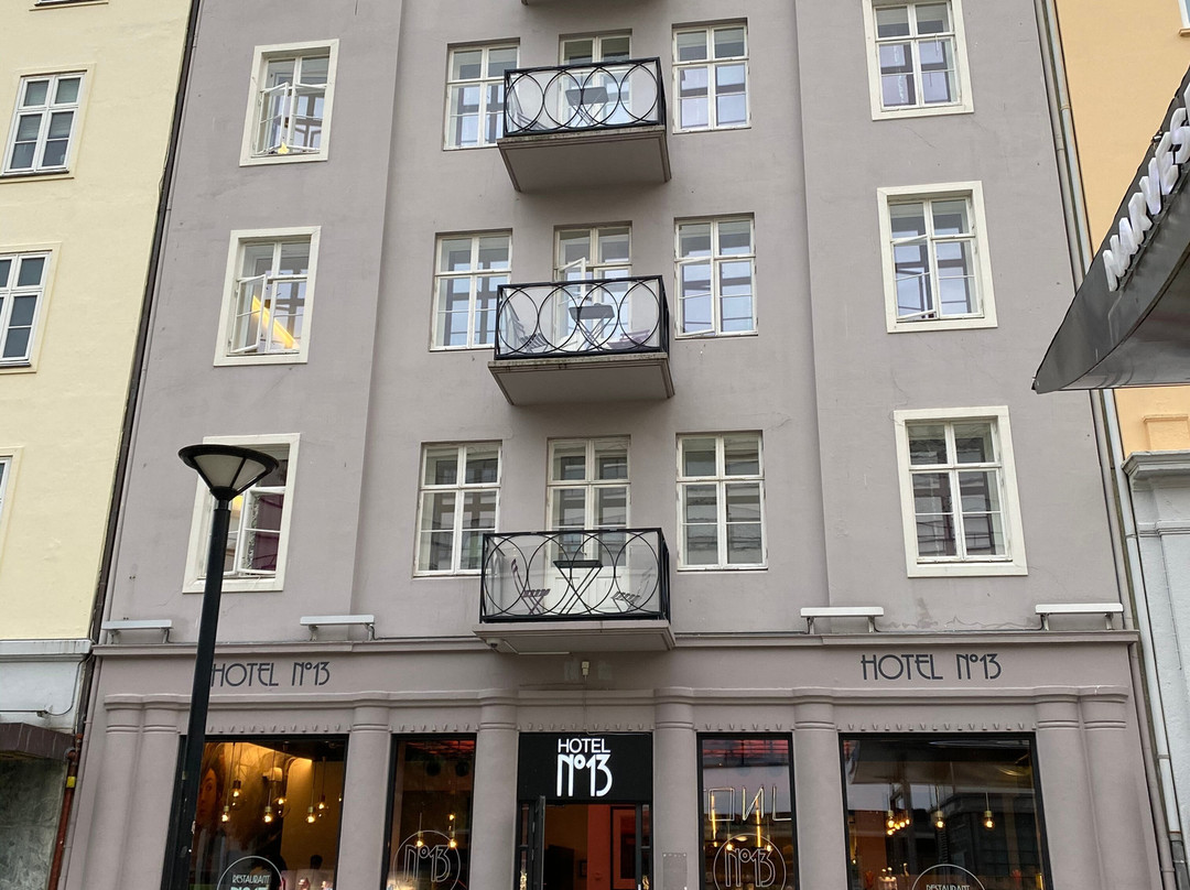 13号酒店主图