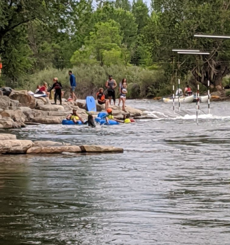 Riverside Park-萨利达必去景点