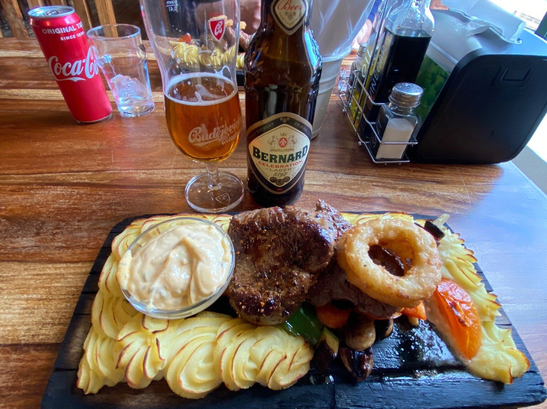 Sara's Restaurant