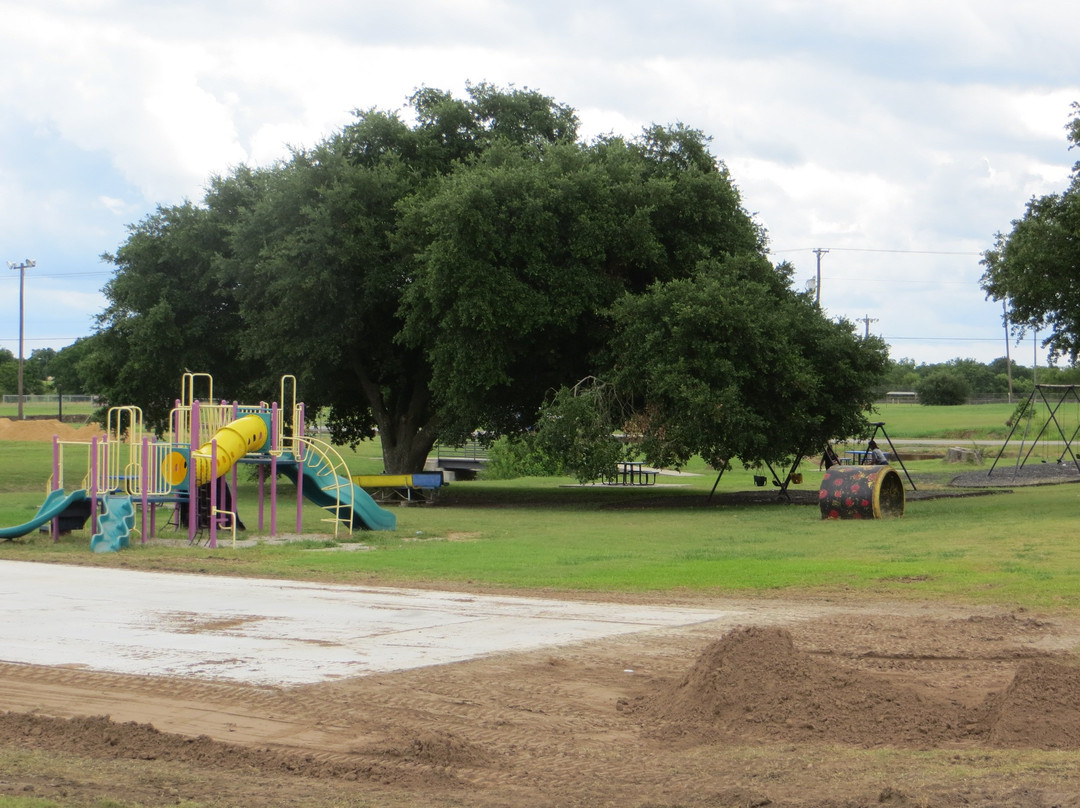 Hughes City Park-Mexia必去景点