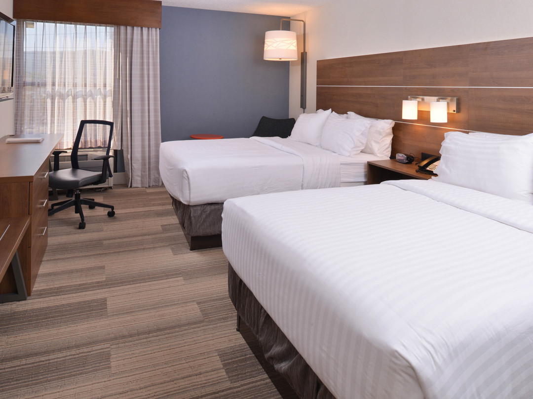 奥利安希尔顿恒庭酒店主图