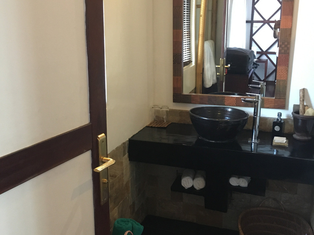 视点美食旅舍主图