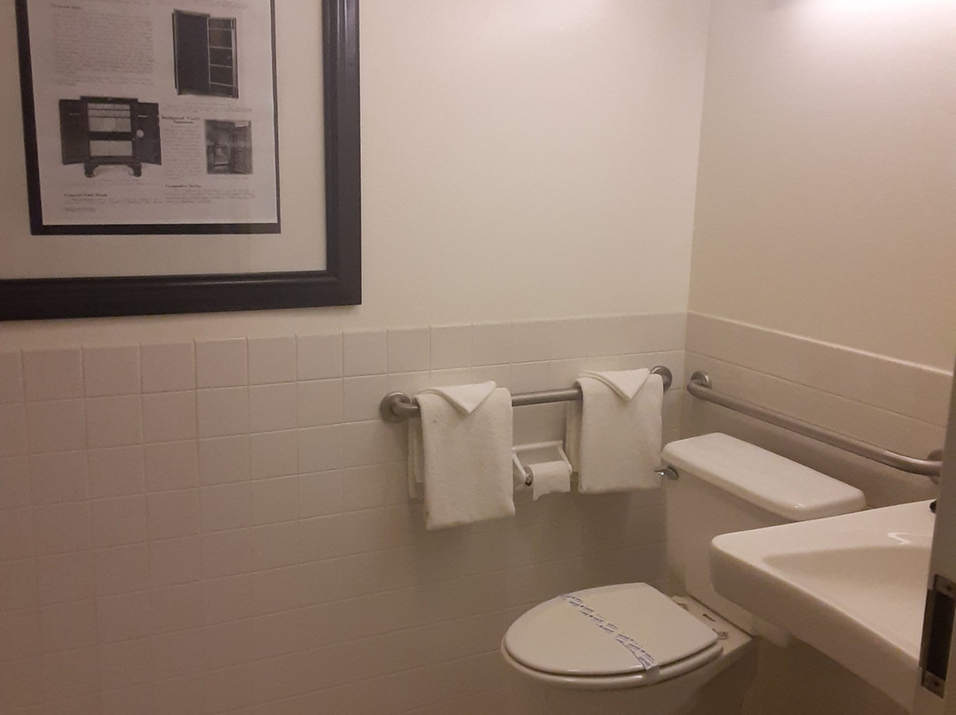 查尔斯旅馆主图