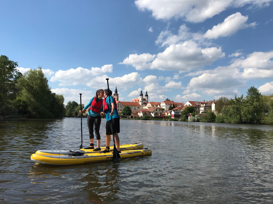 Paddleboarding in Telč-泰尔奇必去景点