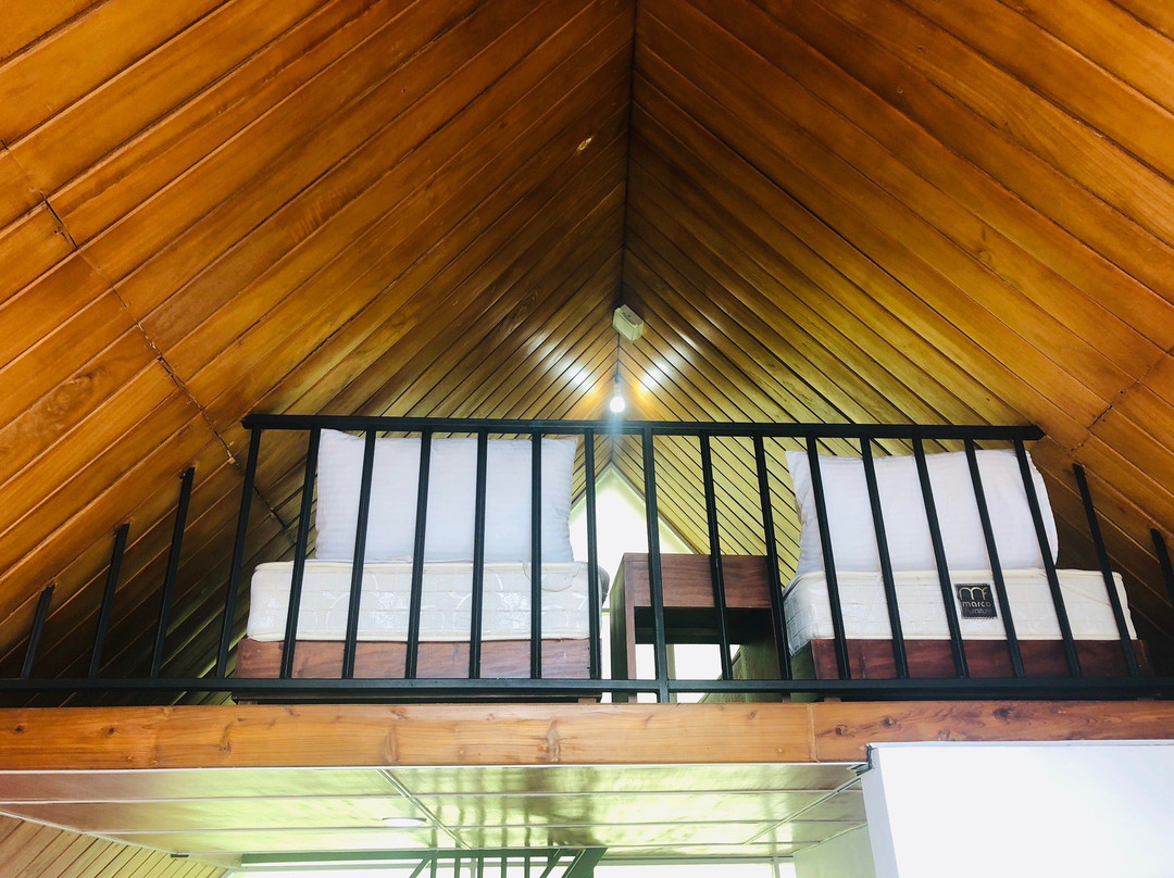 瀑布度假酒店主图