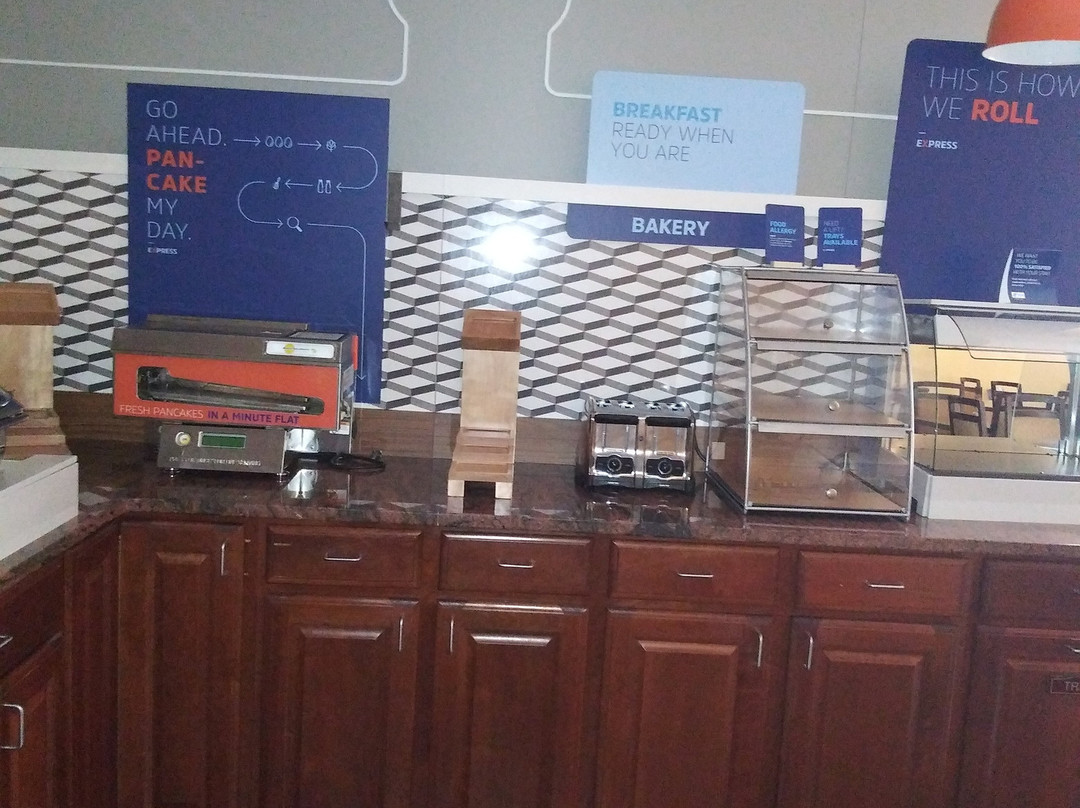 Holiday Inn Express Ludlow - Chicopee Area By IHG主图