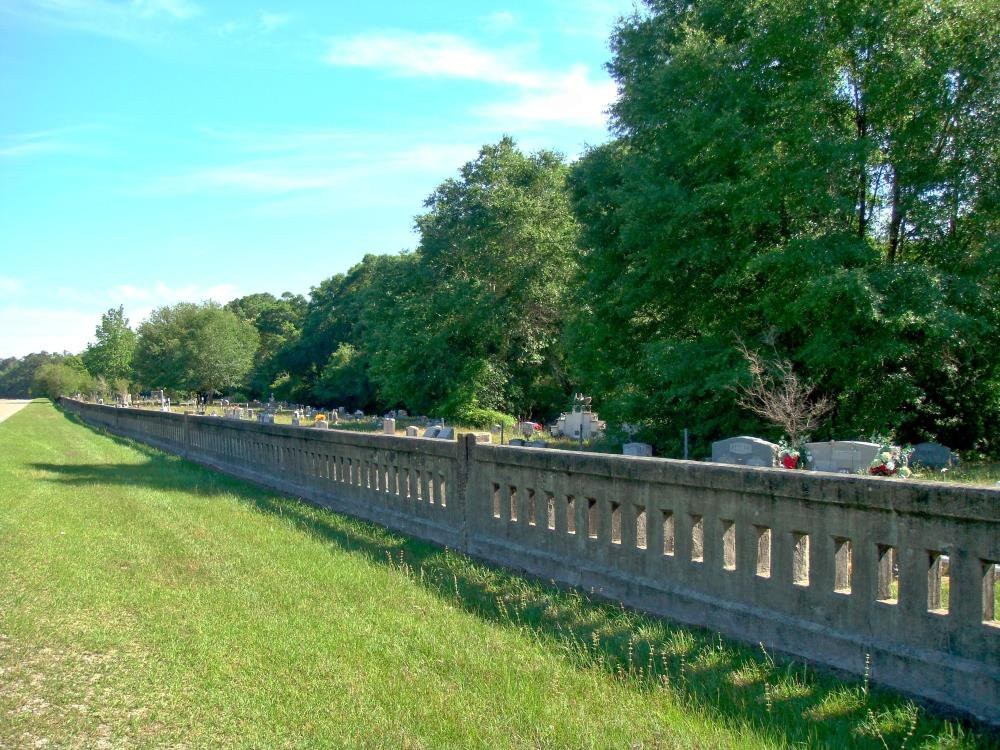 Turtleskin Cemetery-Picayune必去景点