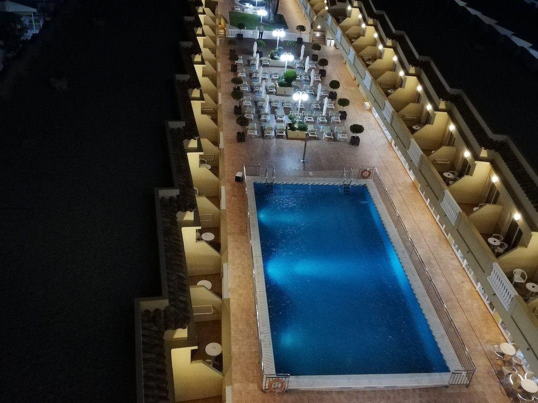 RH卡萨布兰卡套房酒店主图
