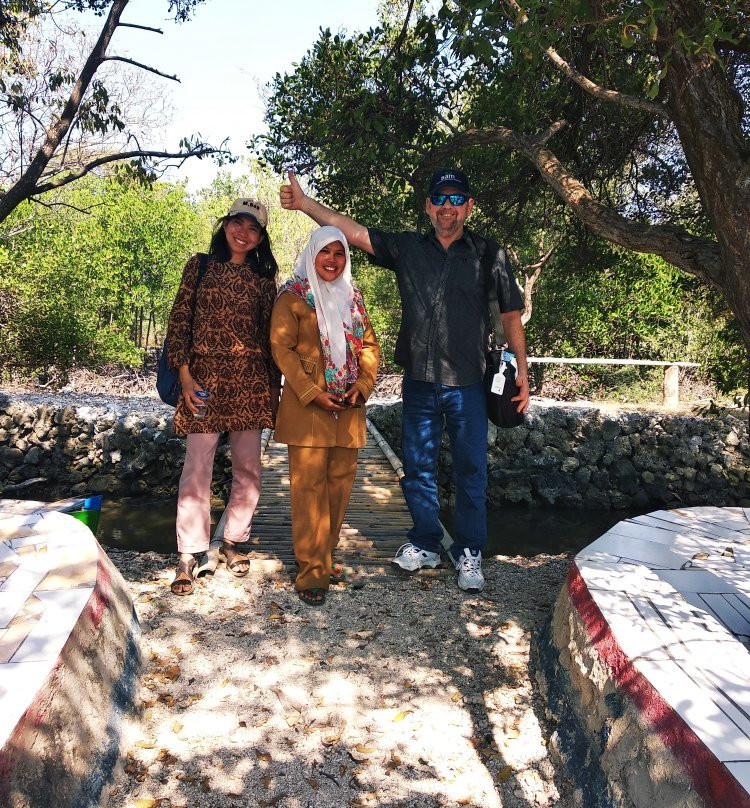 Munir Beach-西冷必去景点