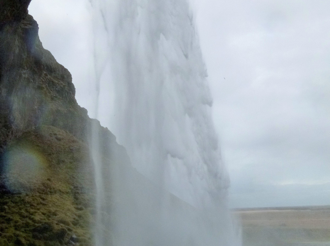 Seljalandsfoss-霍尔斯沃德吕尔镇必去景点