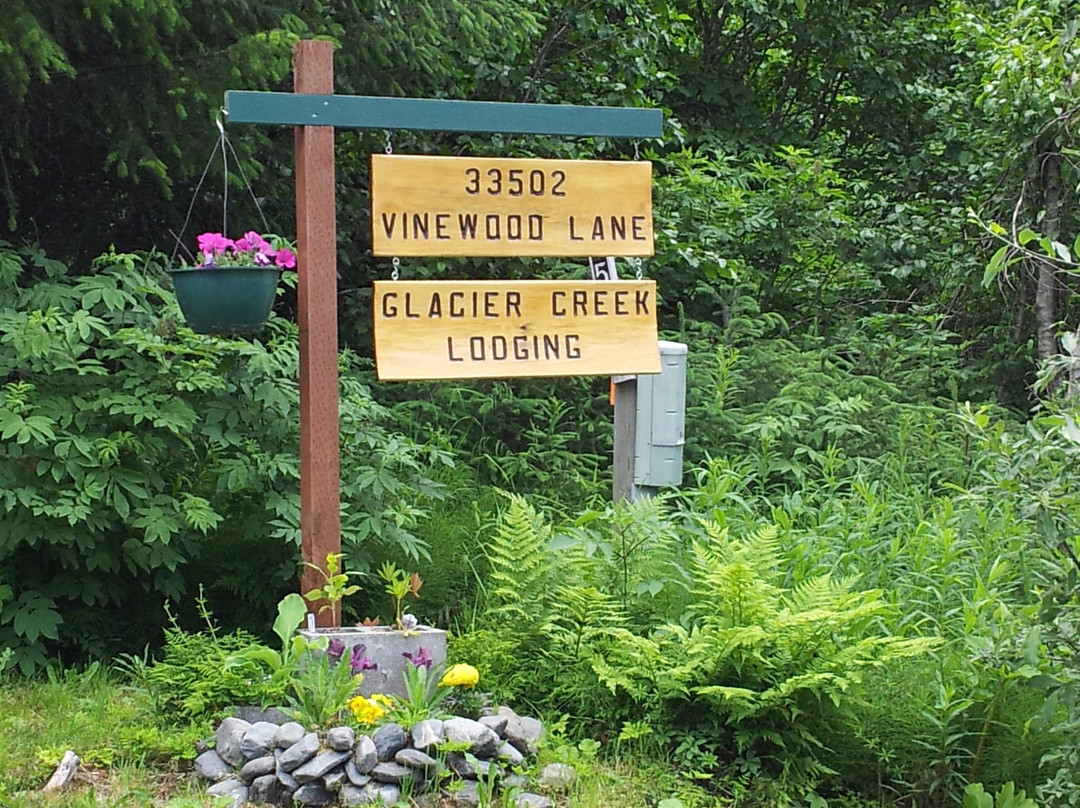 Glacier Creek Lodge
