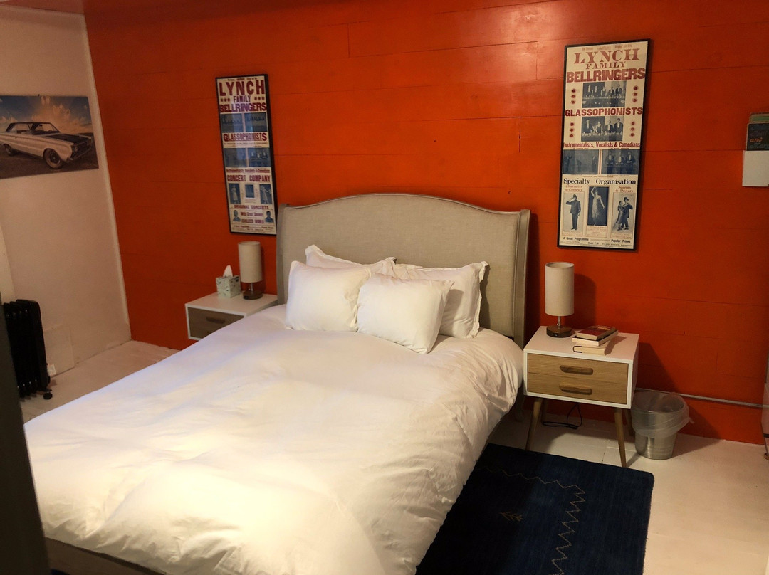 Deer's Head Inn主图