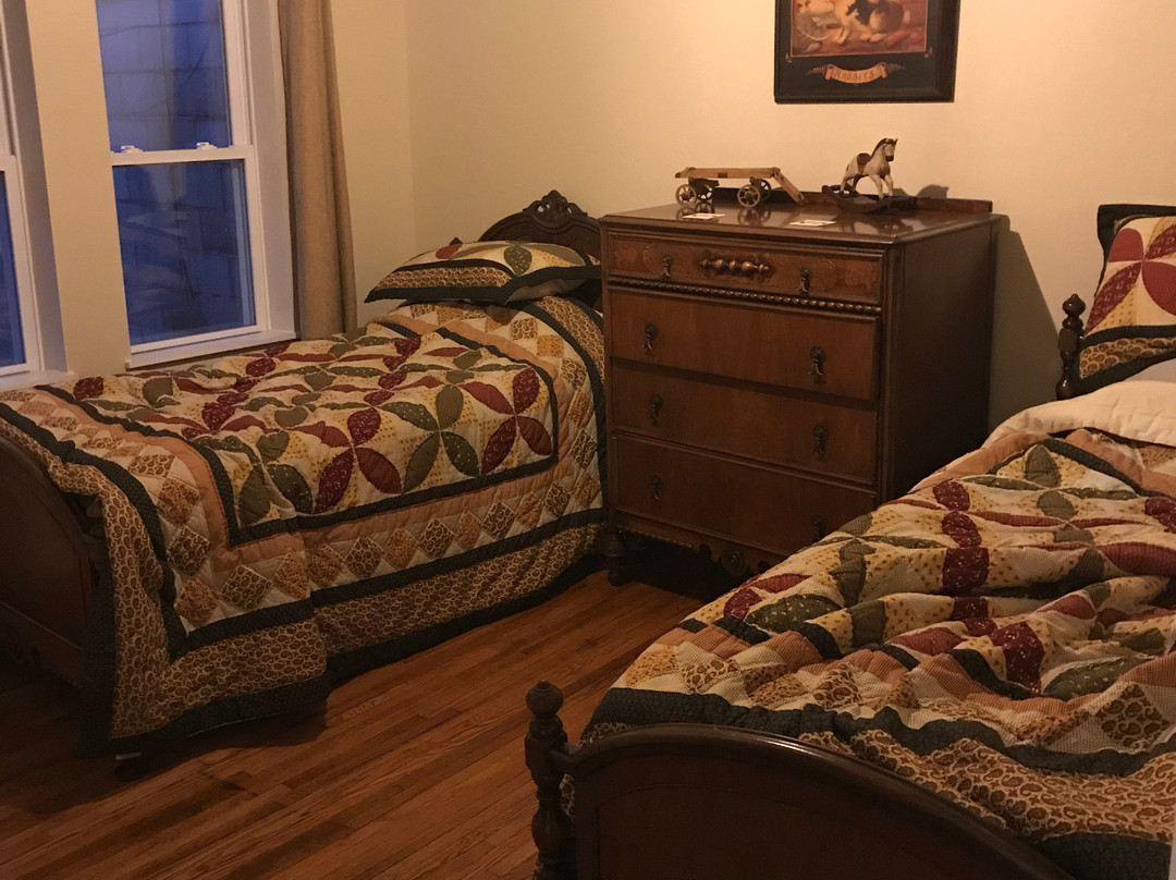 The Foxtrot Inn主图